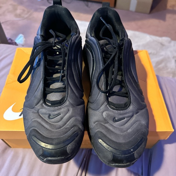 All Black Nike 720s🖤 - Picture 5 of 6